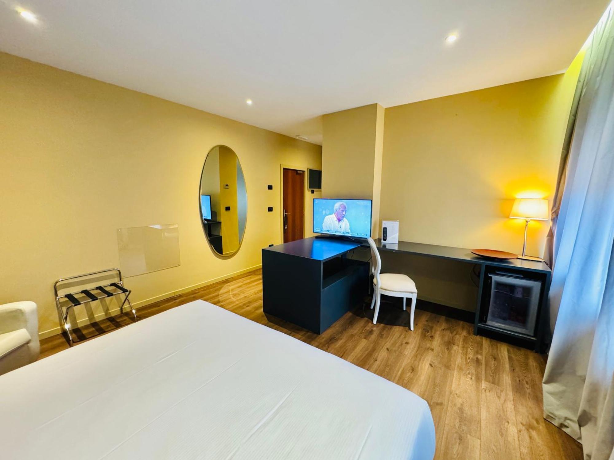Hotel Pex Mantova Luaran gambar