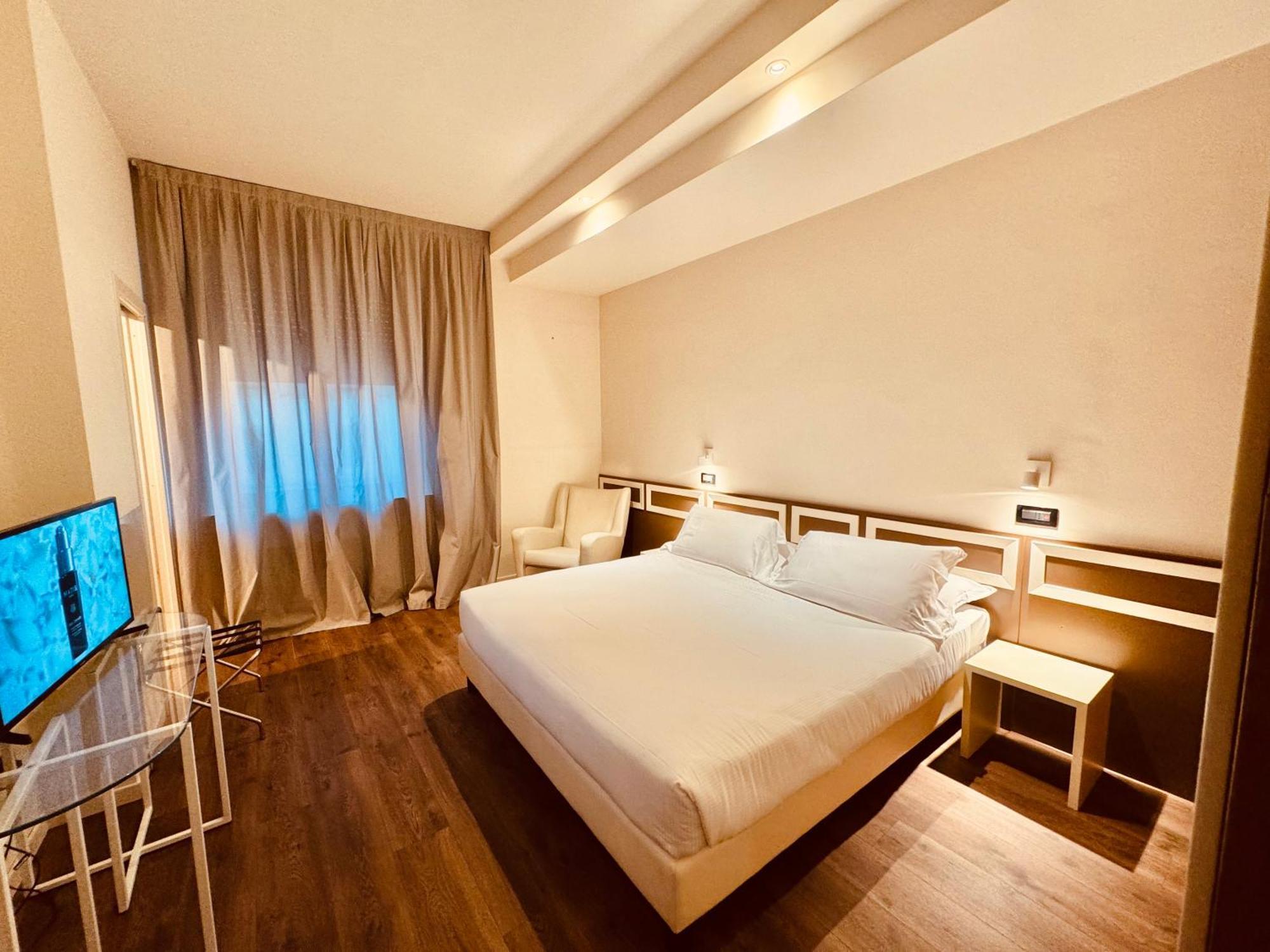 Hotel Pex Mantova Luaran gambar